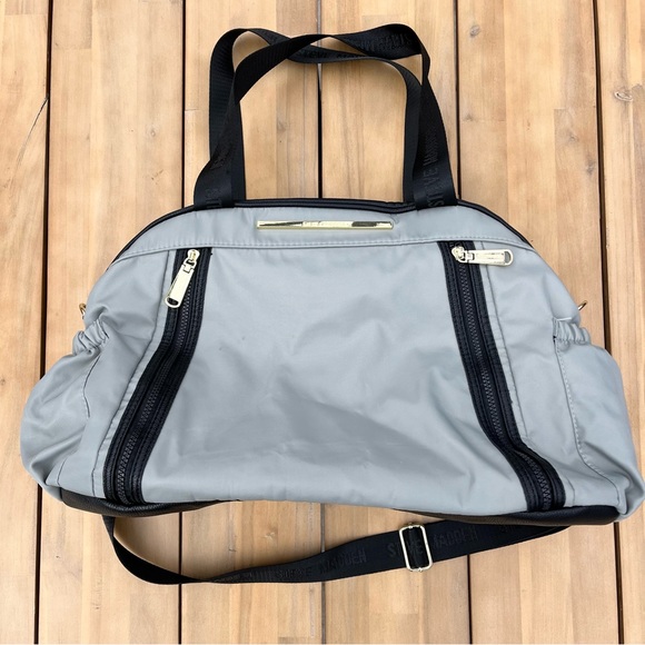 STEVE MADDEN Grey Nylon and Black Leather Duffle Bag with Gold Hardware - Picture 1 of 14